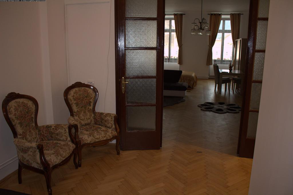 Apartament Piata Sfatului Braşov Esterno foto