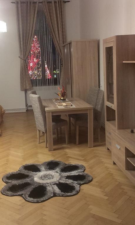 Apartament Piata Sfatului Braşov Esterno foto